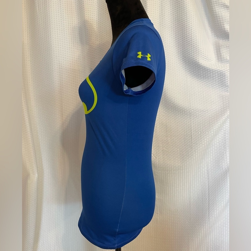 Under Armour blue Batman DC Comics graphic activewear shirt size XS